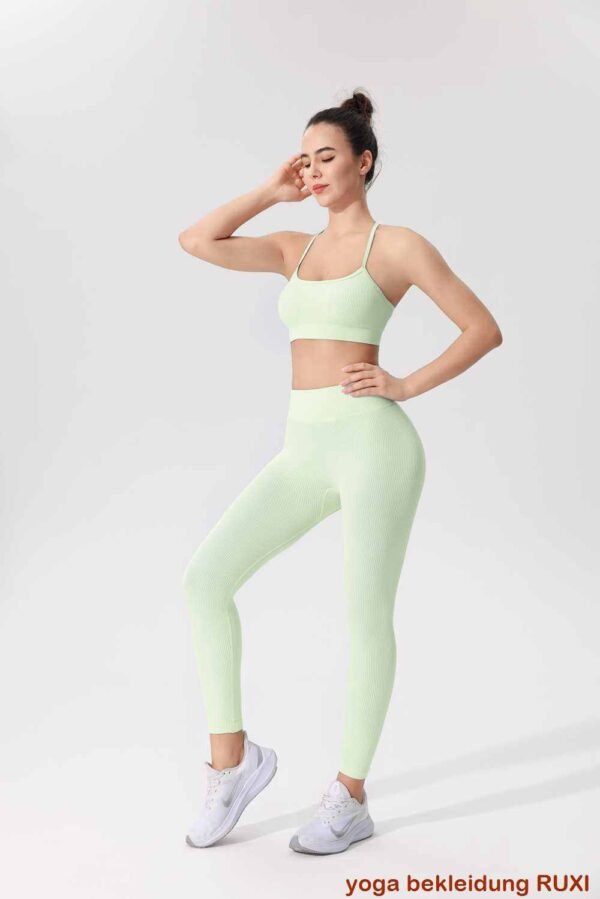 Adriene Yoga T Shirt Bequem und stilvoll RUXI de1350