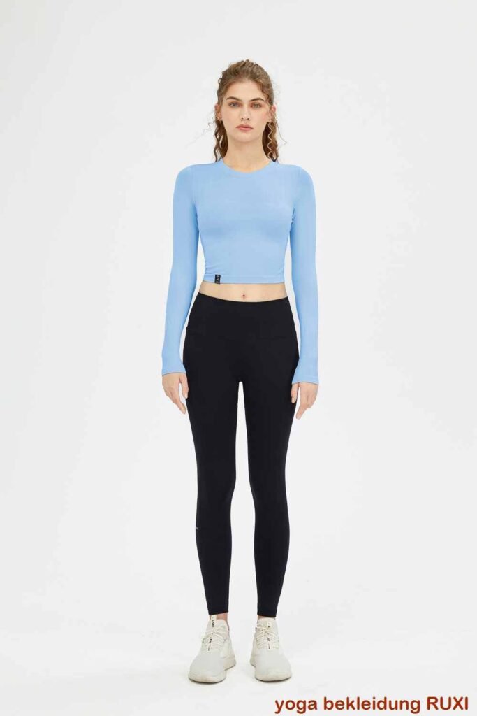 Bequeme Fitness Shorts fuer Damen RUXI de3526