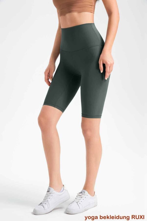 Bequemes Set aus Sport BH und Shorts RUXI de1490