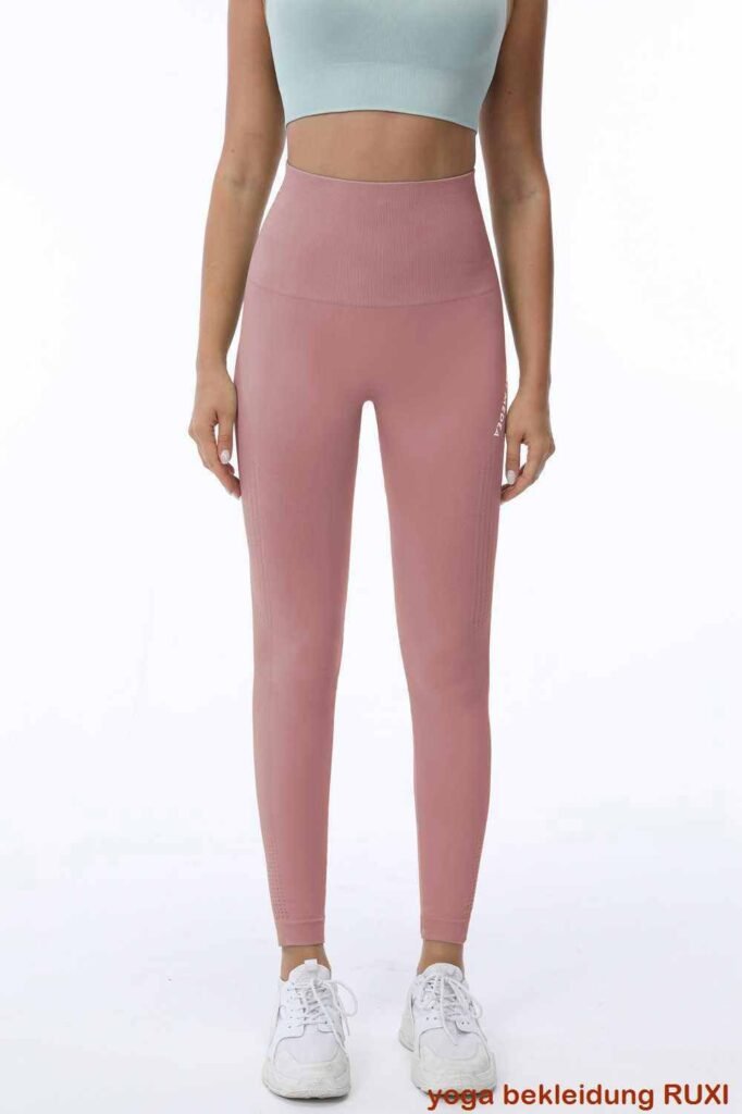 Bequemes Set aus Sportshorts und BH RUXI de1723