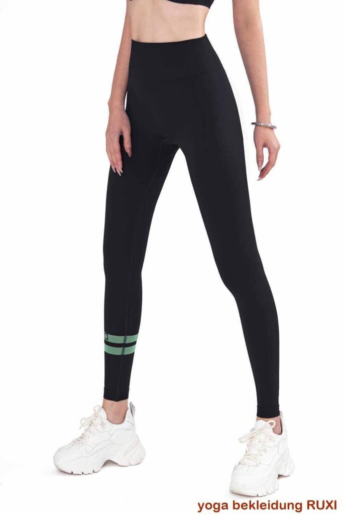 Doppellagige Sportshorts fuer Herren RUXI de3192