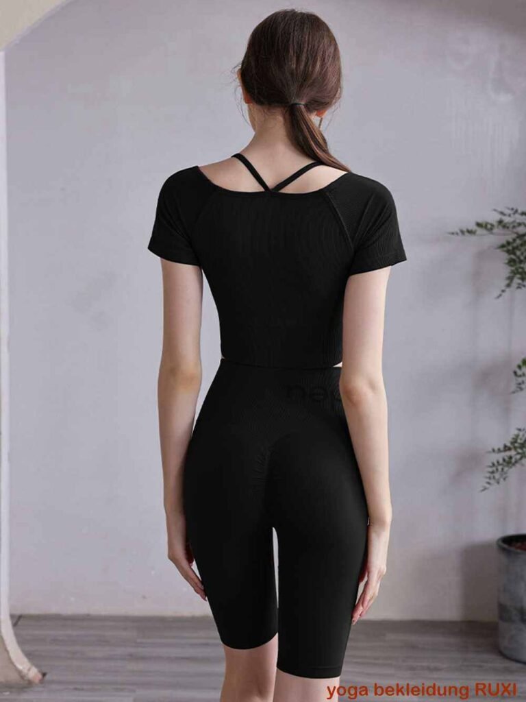 Graue Laufshorts fuer Damen bequeme Passform RUXI de3251
