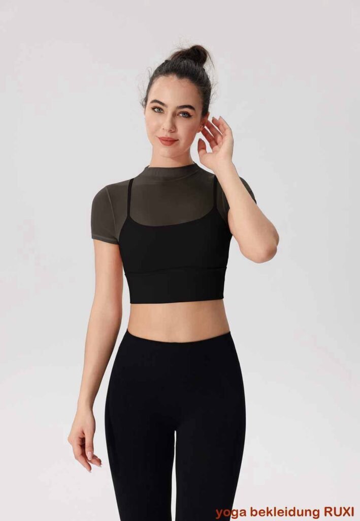 Kurze Sport Strumpfhose fuer Damen fuers Fitnessstudio