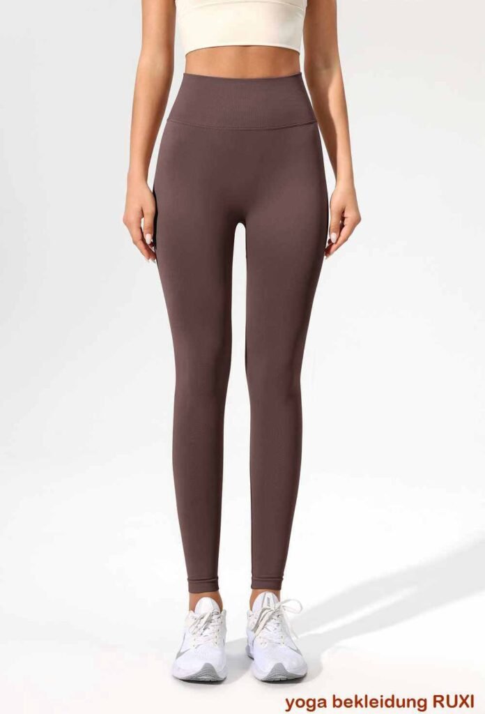 Lange Sportshorts fuer Damen – Activewear Essentials RUXI