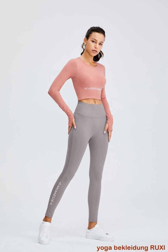Locker sitzendes Sport Top mit bequemer Passform RUXI