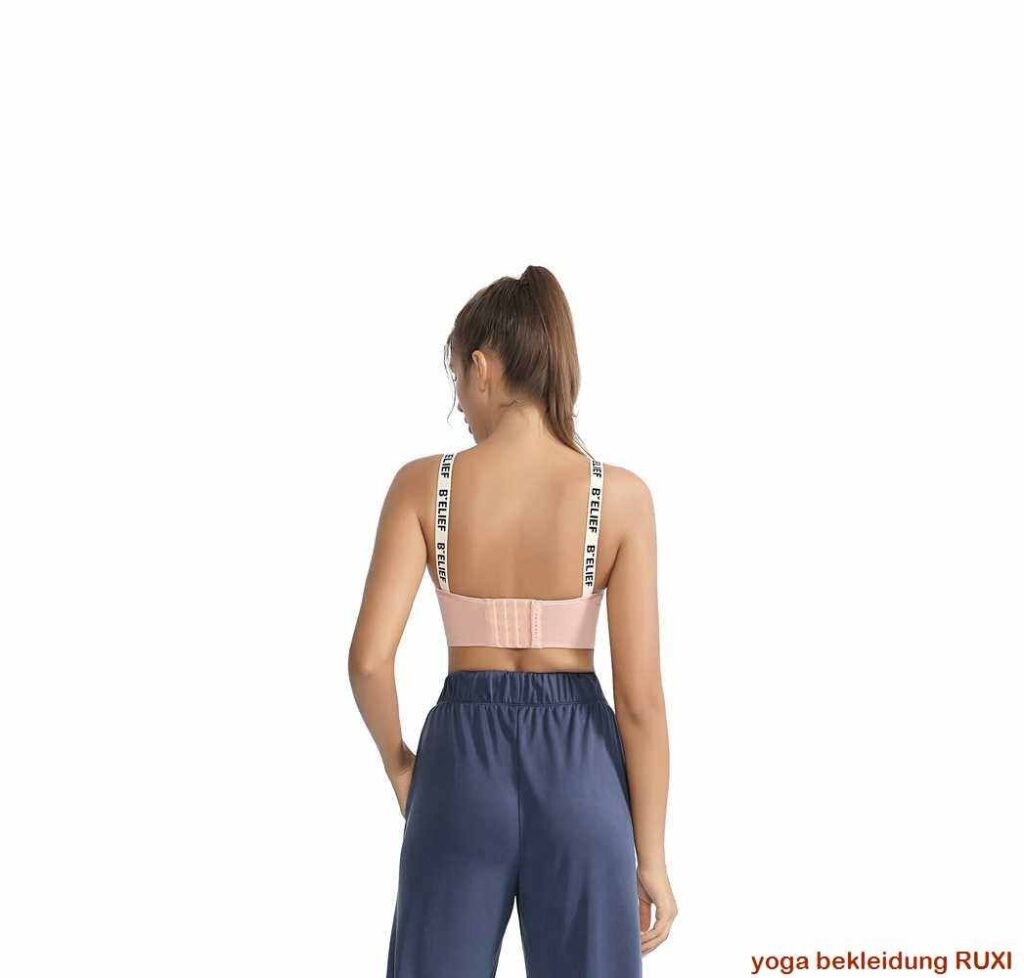Nahtloses passendes Set aus Shorts und Sport BH RUXI