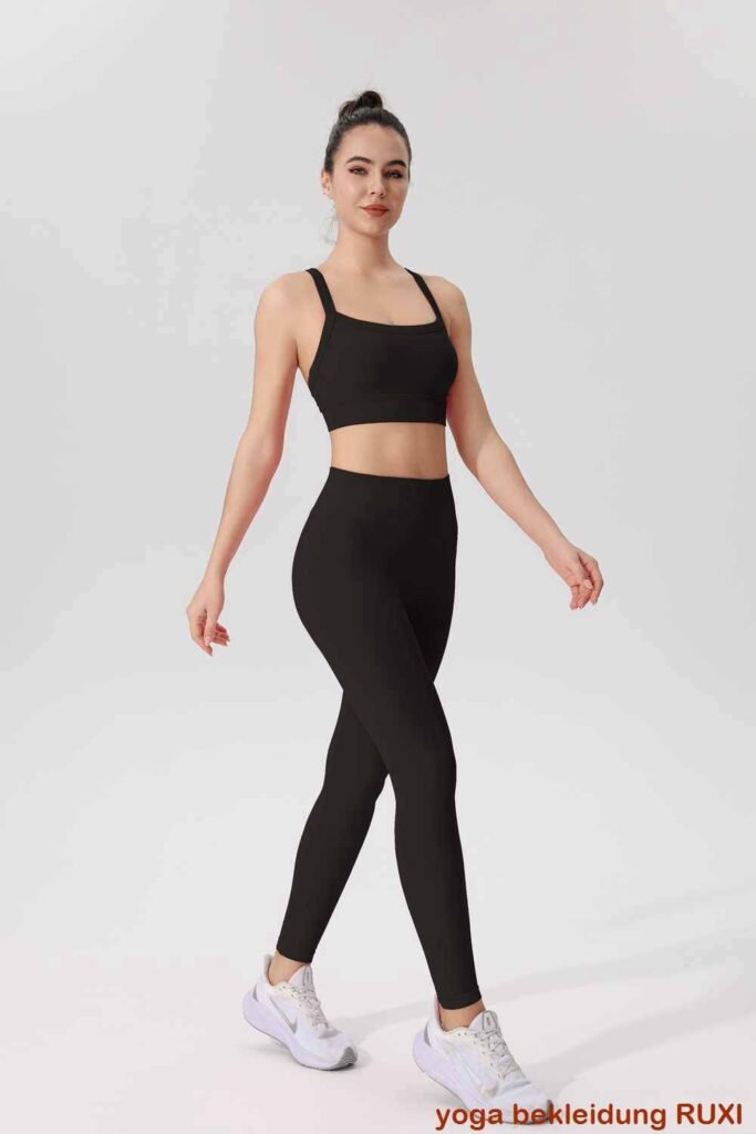 Racerback Sport BH mit starkem Halt fuer aktive Frauen