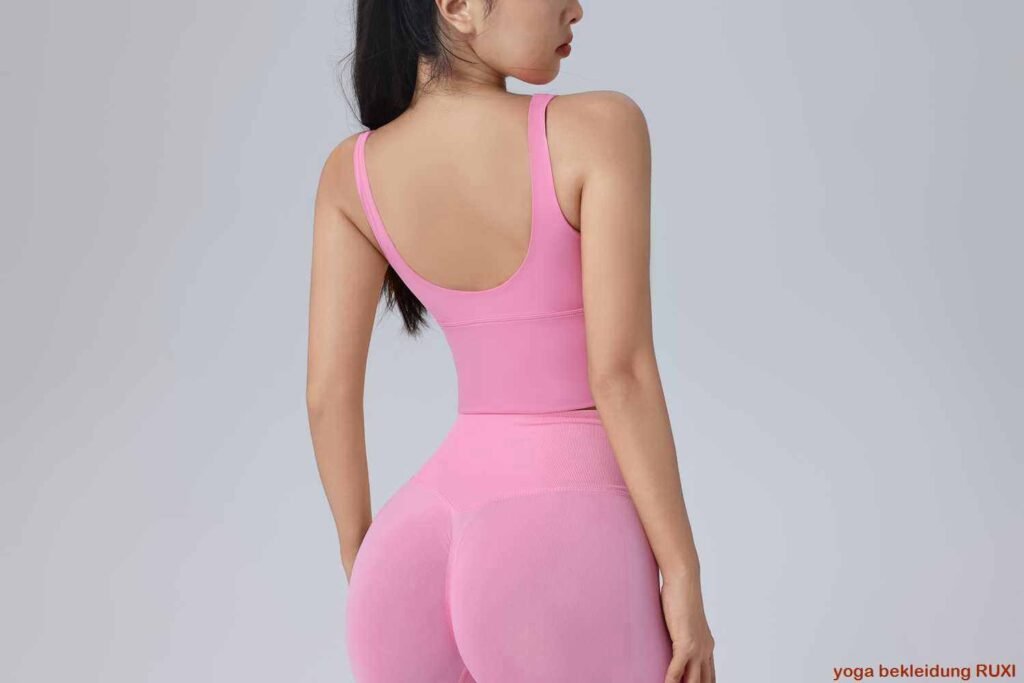 Sportliche lange Shorts fuer Damen fuer aktives Tragen RUXI
