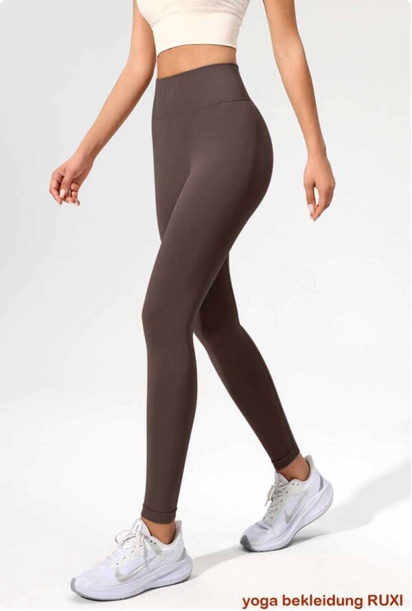 Stylische Yoga Schlaghosen fuer trendige Outfits RUXI de844