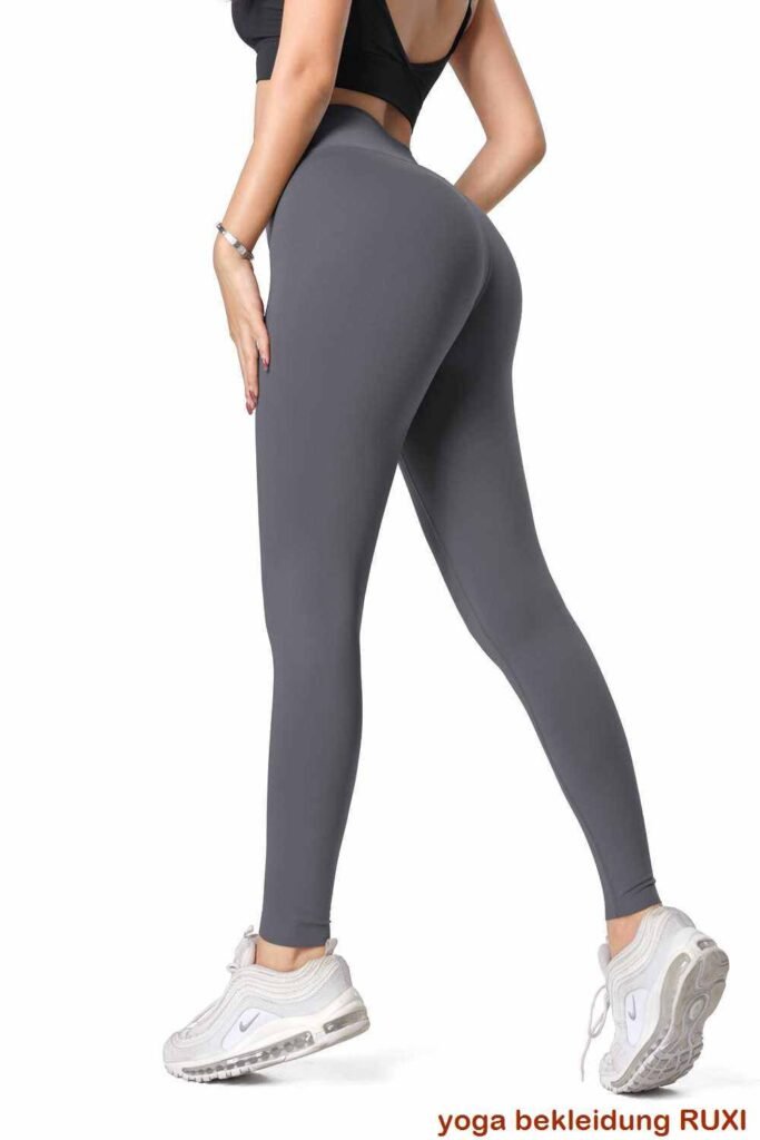 Tennisshorts fuer Damen RUXI de3444