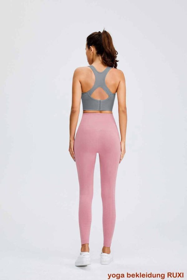 Trendy Yoga Wear fuer einen aktiven Lebensstil RUXI de1404