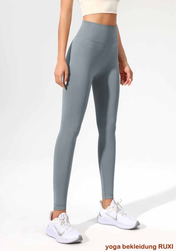 Ultimativ bequeme kurze Sporthose RUXI de2579