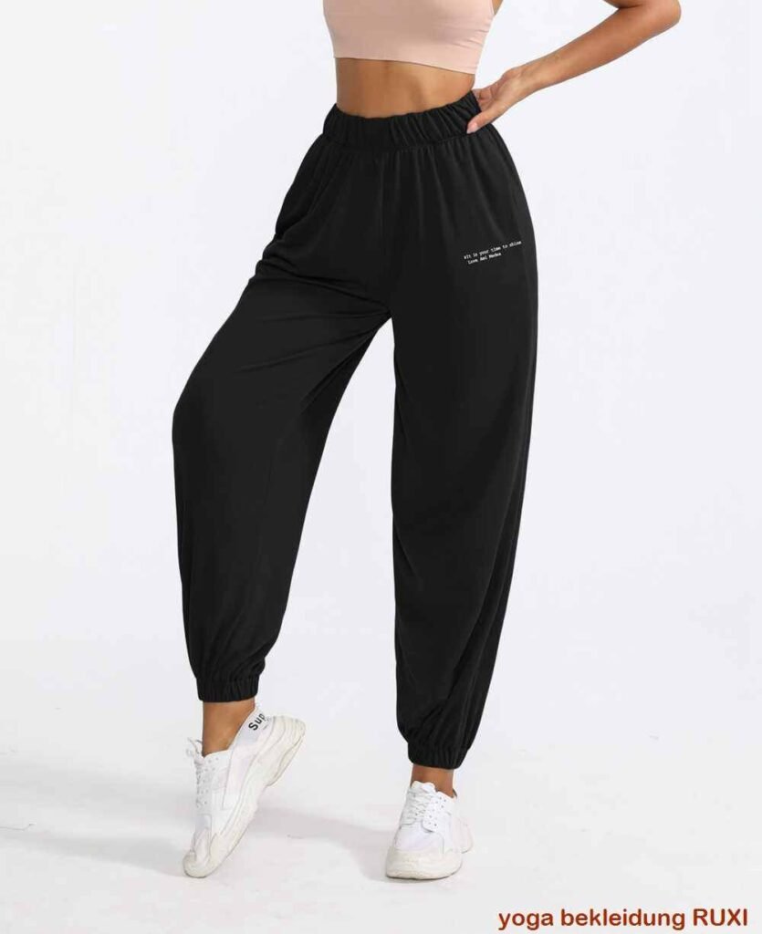 Ultrabequeme nahtlose schwarze Radlershorts RUXI de3394