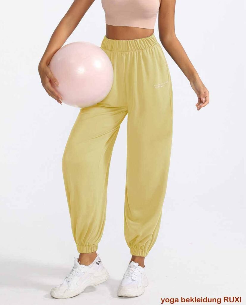 gepolsterter Sport BH fuers Fitnessstudio RUXI de1700
